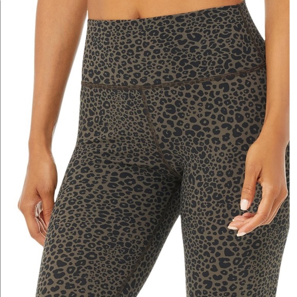 Alo Yoga Leopard Leggings